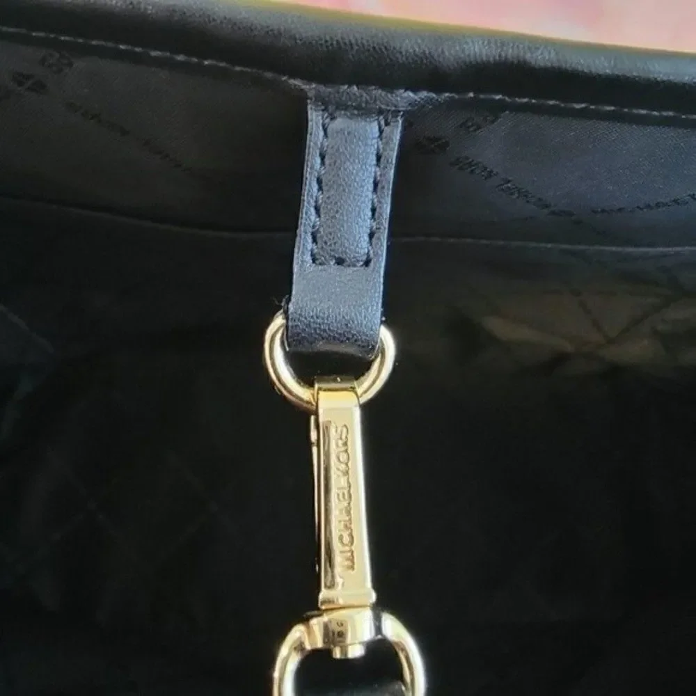 Michael KORS Jet Set Travel Carryall Tote Black Patent Leather MK